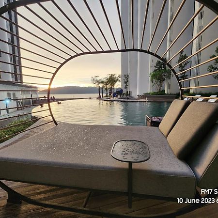 The Shore Ns Studio Suites Sea View Kota Kinabalu Esterno foto