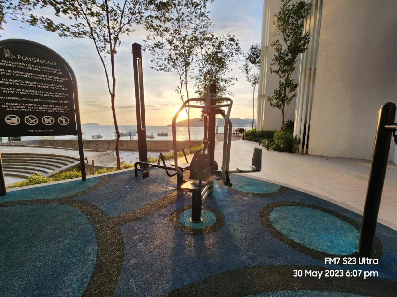 The Shore Ns Studio Suites Sea View Kota Kinabalu Esterno foto
