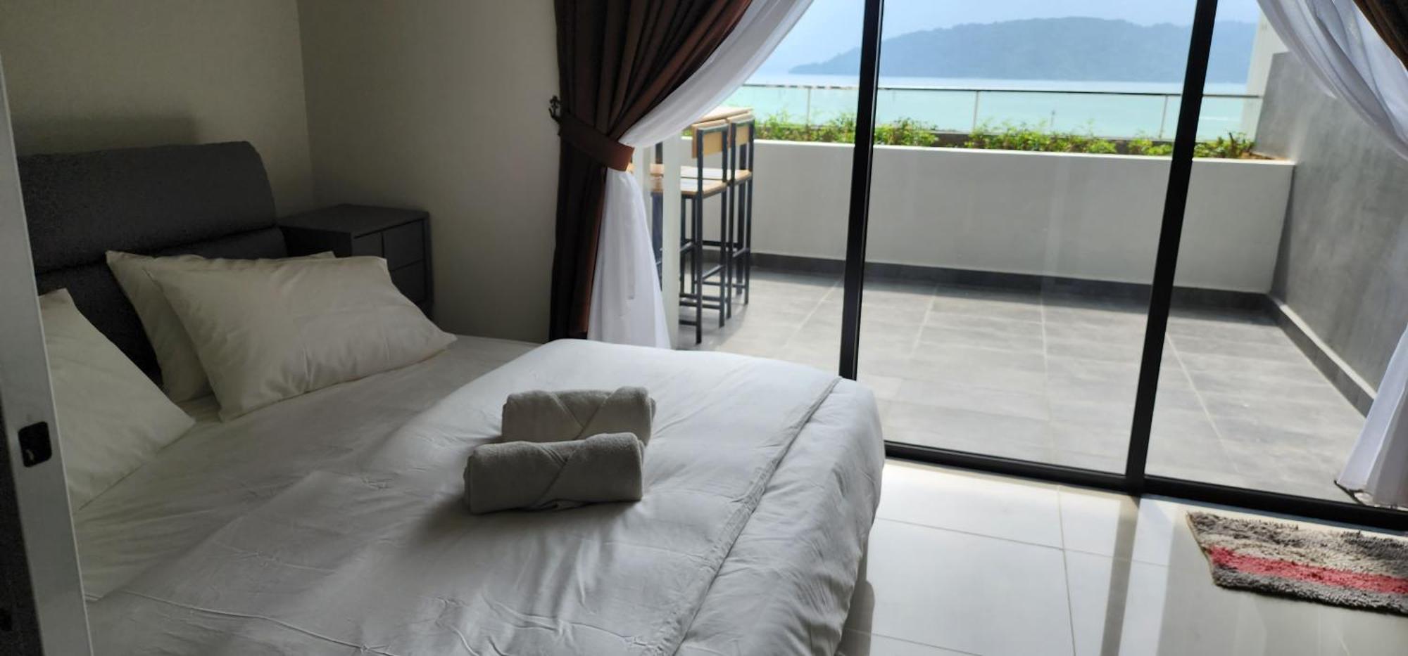 The Shore Ns Studio Suites Sea View Kota Kinabalu Esterno foto